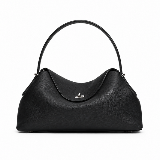Bolsa de mão em couro Calla Preta em vista frontal sobre fundo branco