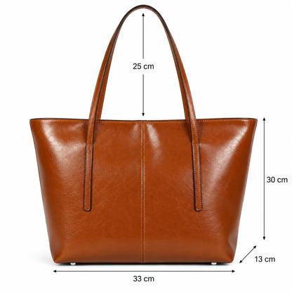 Medidas da Bolsa Tote Élise Caramel: 33 x 30 x 13 cm e alças de 25 cm