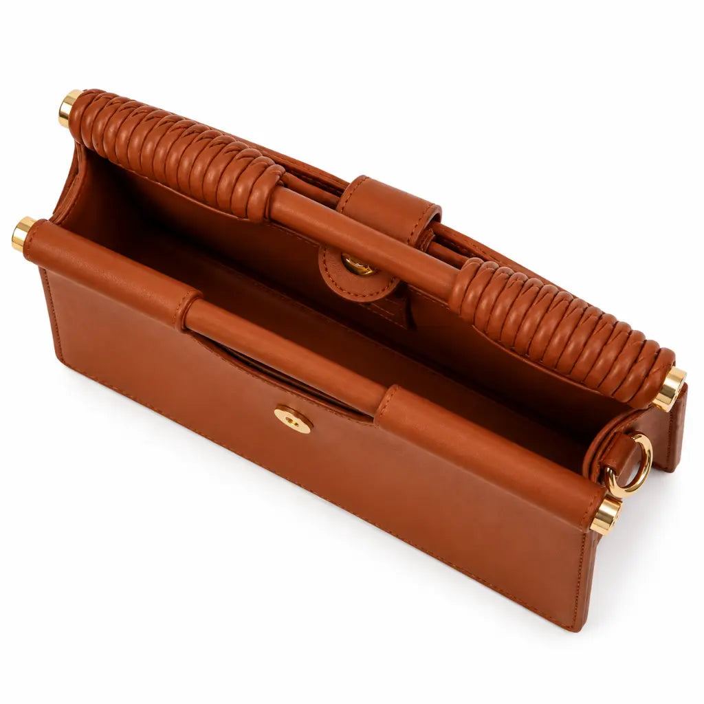 Bolsa Trançada Maya Marrom - Interior Forro Alça Trançada Ferragens Douradas - Nualle